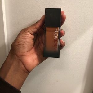 #FauxFilter Full Coverage Matte Foundation